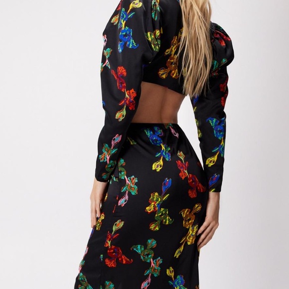 Nasty Gal Floral Print Satin Cut -Out Maxi Dress - Picture 4 of 7